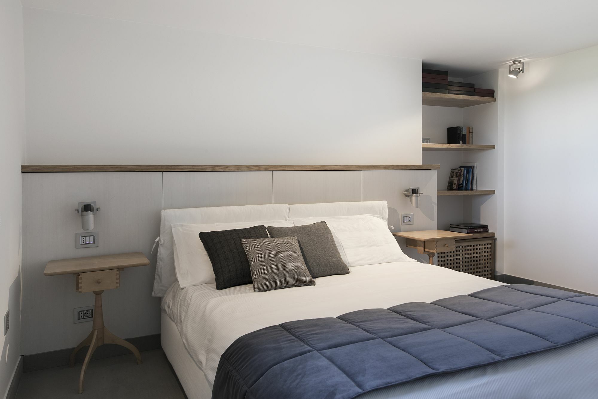 Suite & Pool-Como House-160 Mt-Private Indoor Swimming Pool, Heated All Year-Private Covered Parking-Private Garden And Terrace-Fully Equipped Kitchen Exteriér fotografie